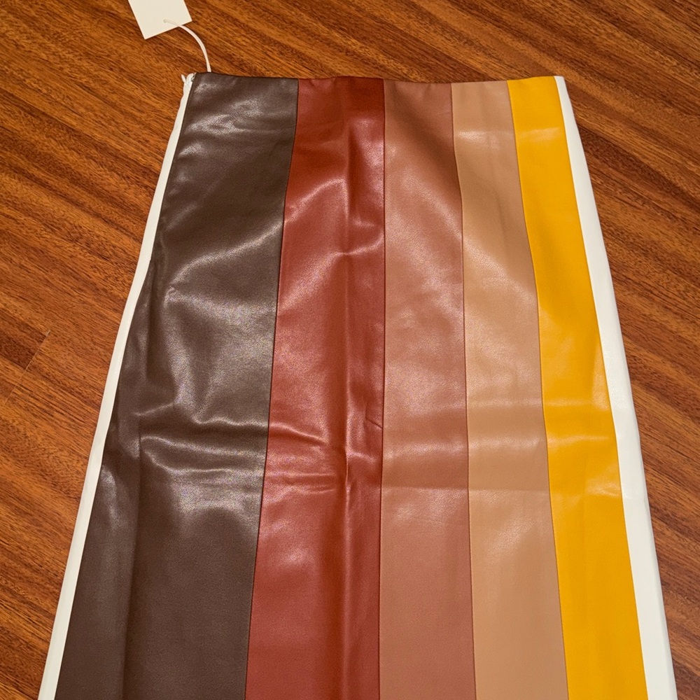 NWT MOTHER The Bits And Pieces Skirt Faux Leather Multicolored Size M 70s - Picture 8 of 16
